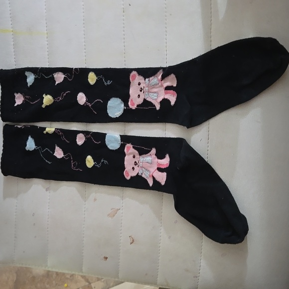 Japanese Style Lolita Knee High Socks Cute Pastel Teddy Bear - Picture 1 of 2
